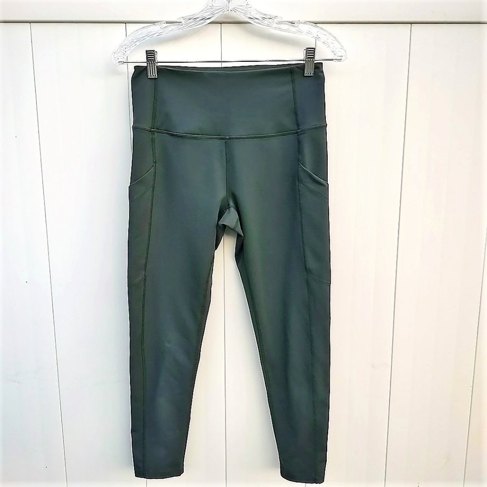 Zella Sage Green 3/4 Length High Waist Side Pockets Yoga Leggings Medium